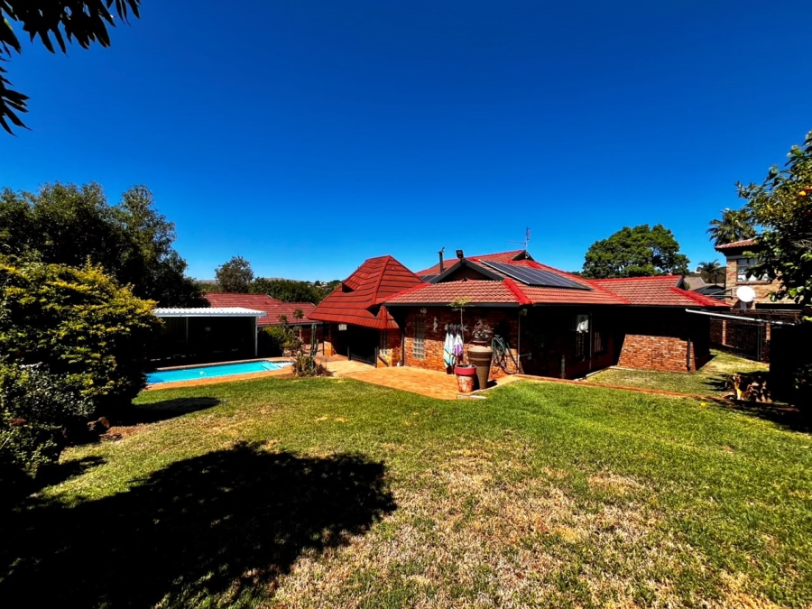To Let 4 Bedroom Property for Rent in Cashan North West